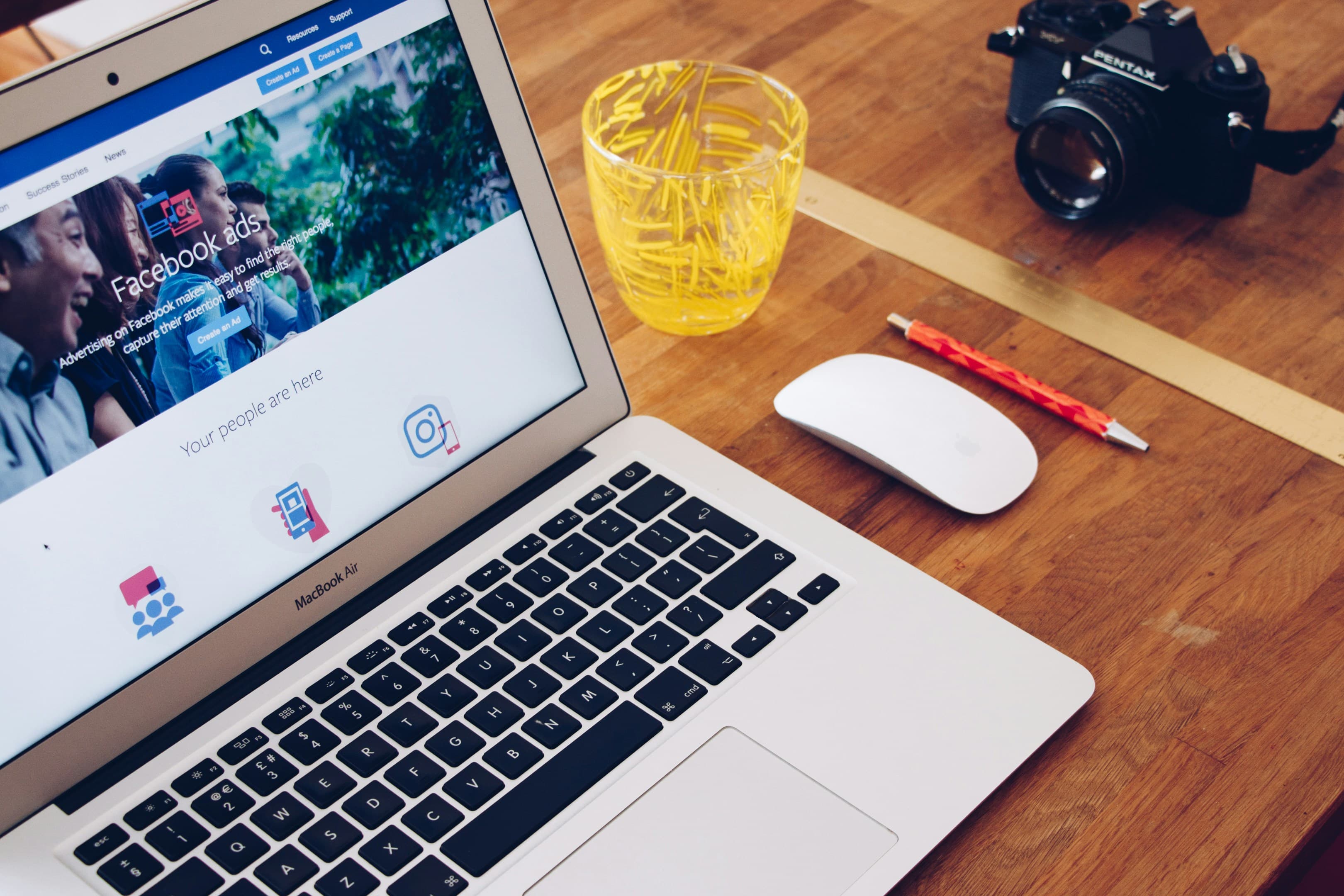 Facebook Ads Manager report with key metrics highlighted